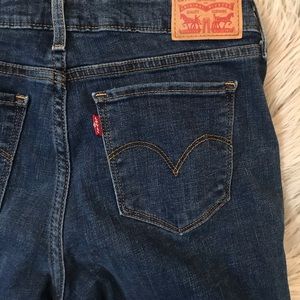 Levi’s size 28 high waist skinny
